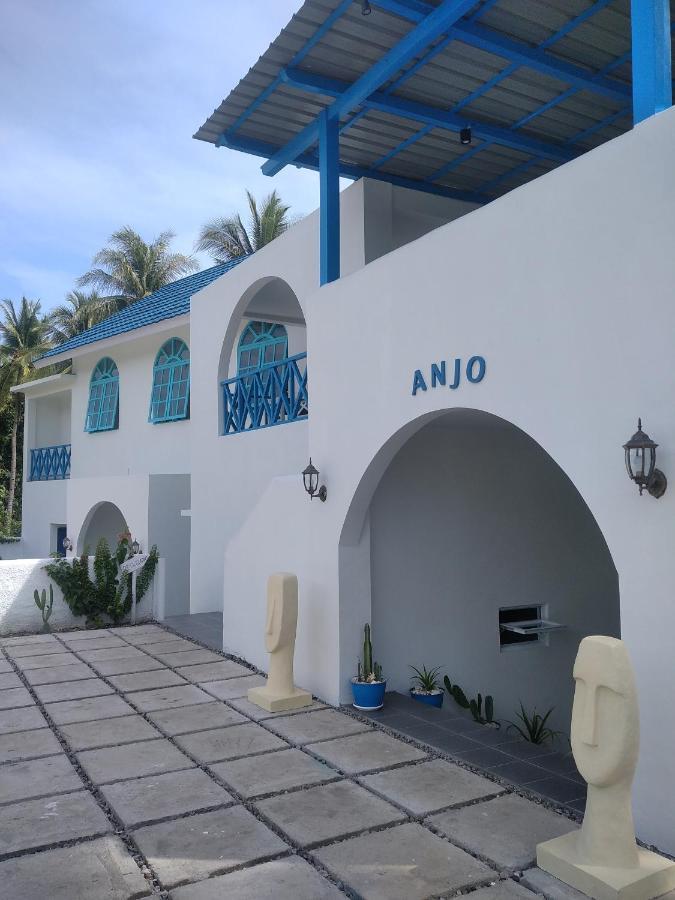 Anjo Maumere Hotel & Restaurant Exterior photo